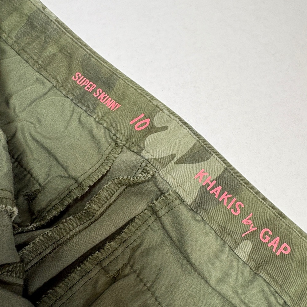 GAP Khakis Women‎ 10 Green Camo Super Skinny Ankle Zip Camouflage Pants - Picture 2 of 11